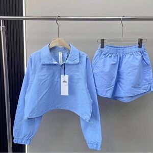 Alo Light Blue Cropped Pullover & Shorts Set